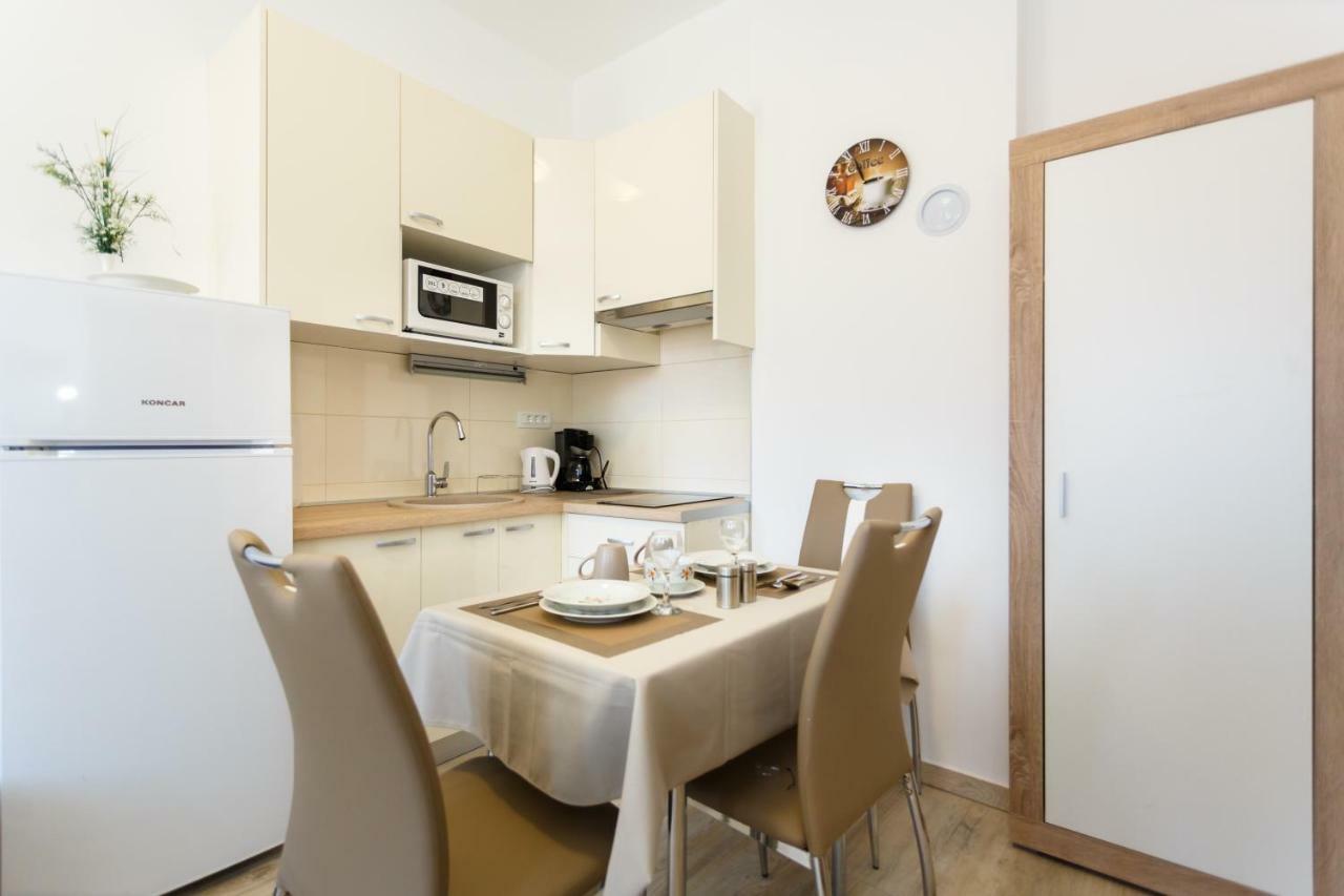 Apartment Rosemary 24 クルク エクステリア 写真
